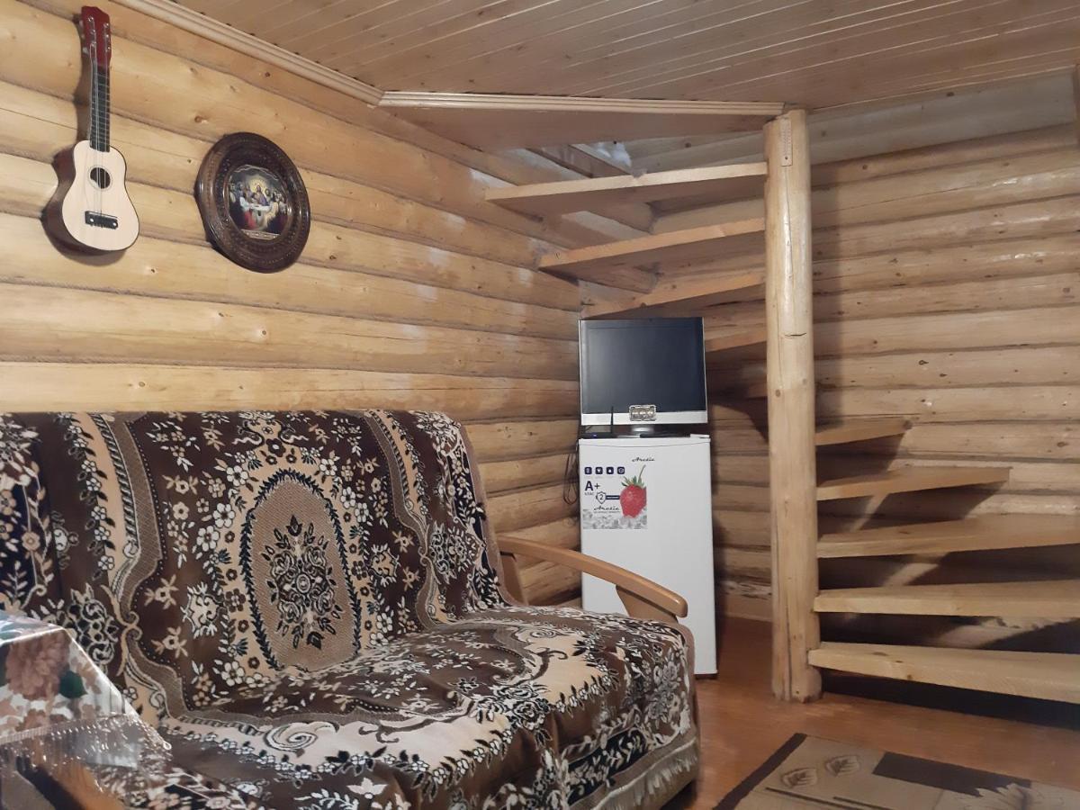 Дерев'Яний Будинок З Банею Oriv Exterior foto